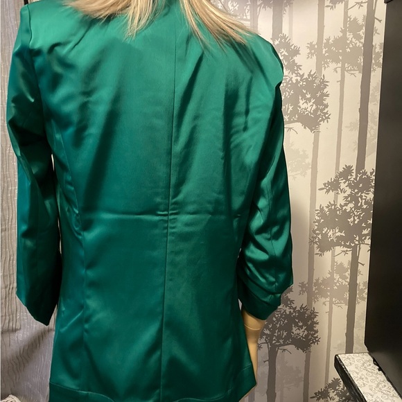 New never worn gorgeous Emerald green blazer $80.00 - Picture 8 of 11